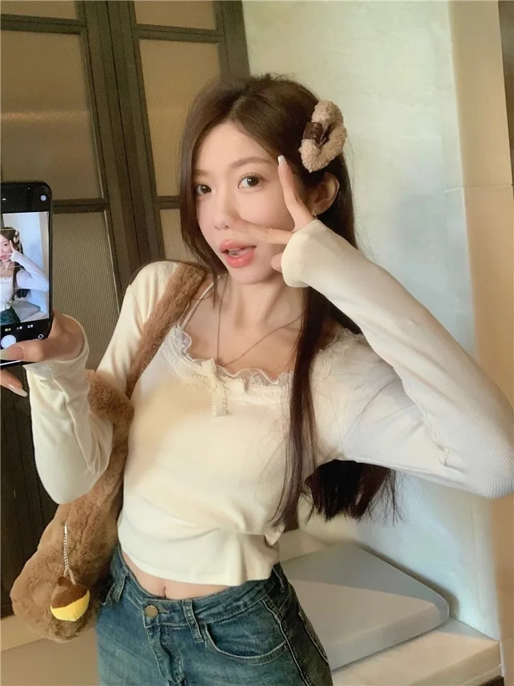 

Long Sleeve T-Shirts Women Feminine Lace Tops Relaxed Fit Comfortable Winter Daily Stylish Versatile Korean Casual Look