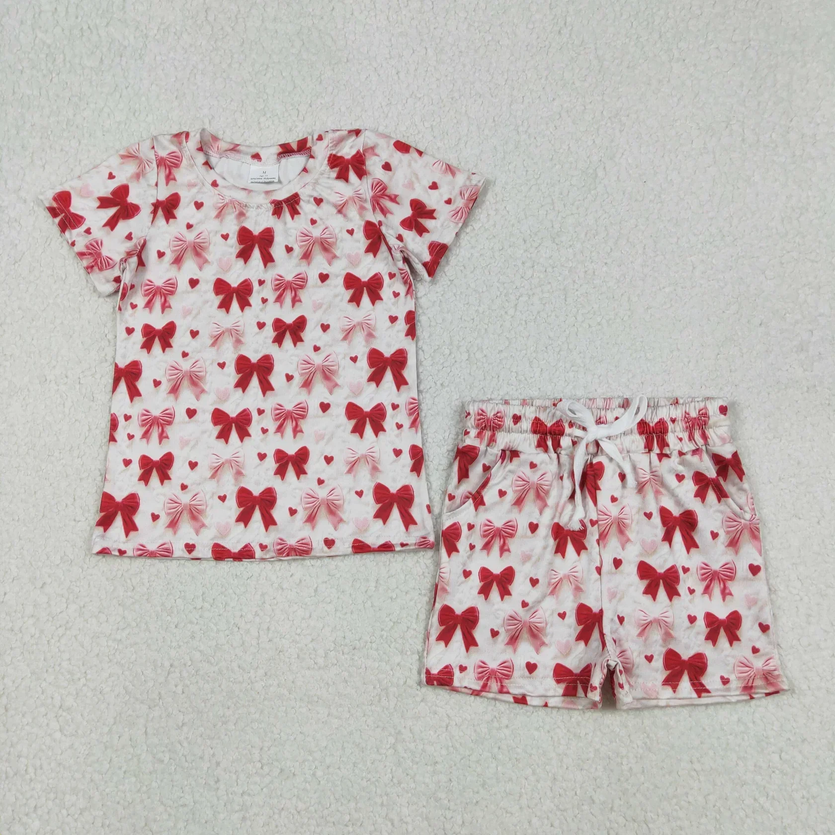 Wholesale Children Toddler Valentine Outfit Pajamas Short Sleeves Bows Hearts Shirt Kids Pockets Shorts Baby Girl Set Clothes