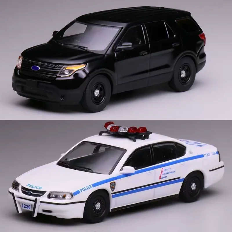 596 Model 1:64 2013 Explorer/Impala Alloy Car Model Collectible Toy Desktop Display Exquisite Gift Scene Simulation