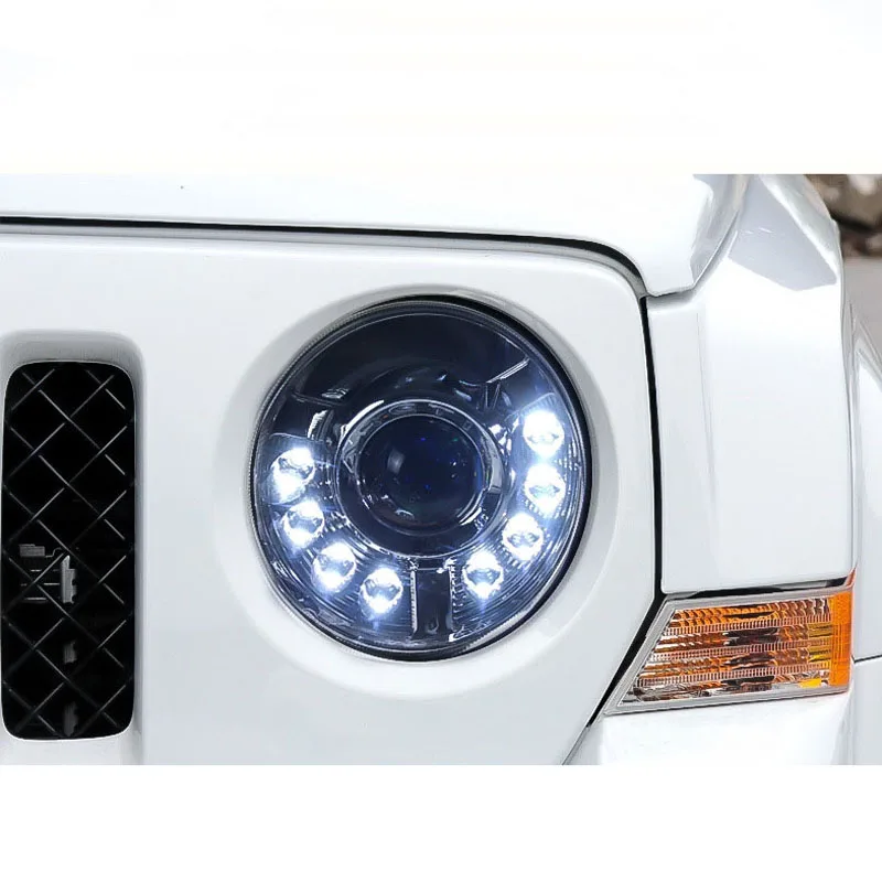 تصفيف السيارة مجموعة مصابيح أمامية مصباح زينون لسيارة جيب فريلانسر 2011-2015 شعاع عالي DRL أضواء النهار الجري المصباح الأمامي #4