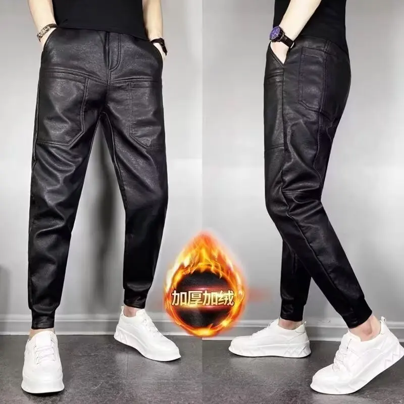Pu レザーオートバイパンツ男性高品質冬の高級衣類ビッグサイズ防風カジュアル暖かいメンズ黒ズボン