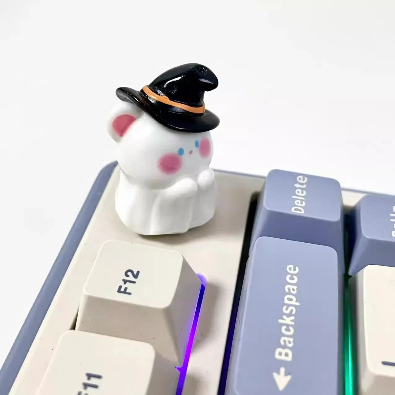 Cute Ghost Bear Theme Keycaps Custom 3D Resin Kawaii Key Caps Cartoon Handmade Artisan knob key for Mechanical Keyboard Gift