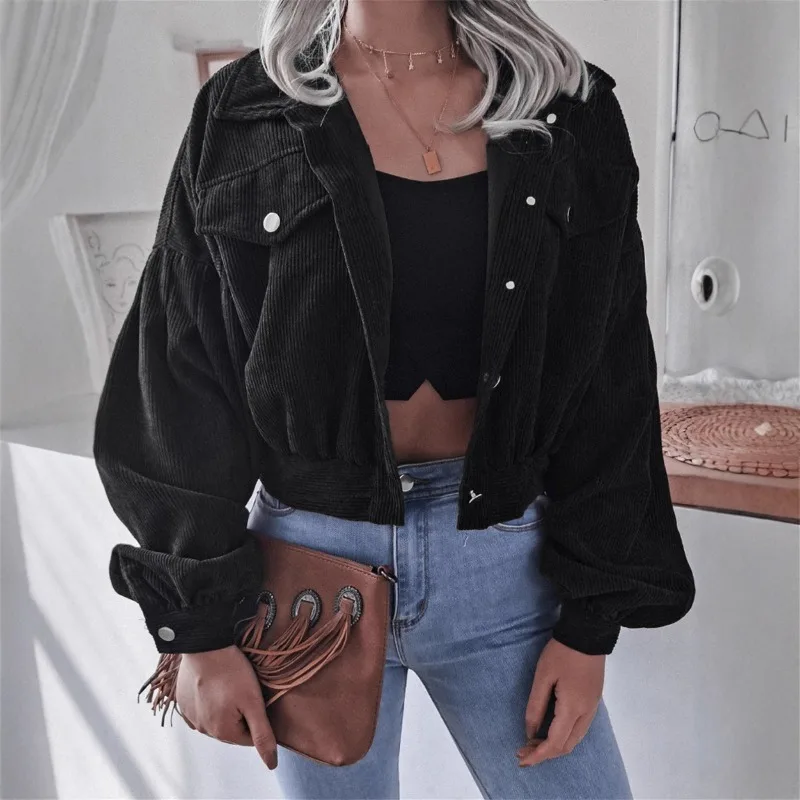 Krótka kurtka sztruksowa z długim rękawem