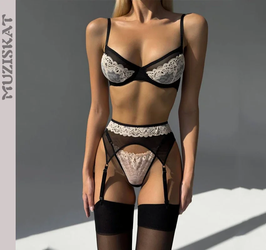 

MUZISKAT INS Net Red Fashion New Sexy Lace Mesh Splicing Collision Erotic Lingerie Three-Piece Set Onlyfans