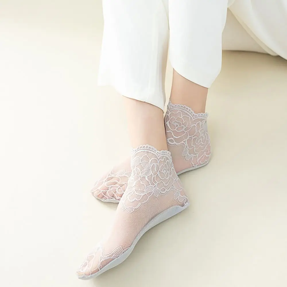 1pair Breathable Lace Flower Transparent Socks Mesh Anti-slip Invisible Ruffle Sock Cotton Ankle Socks Female