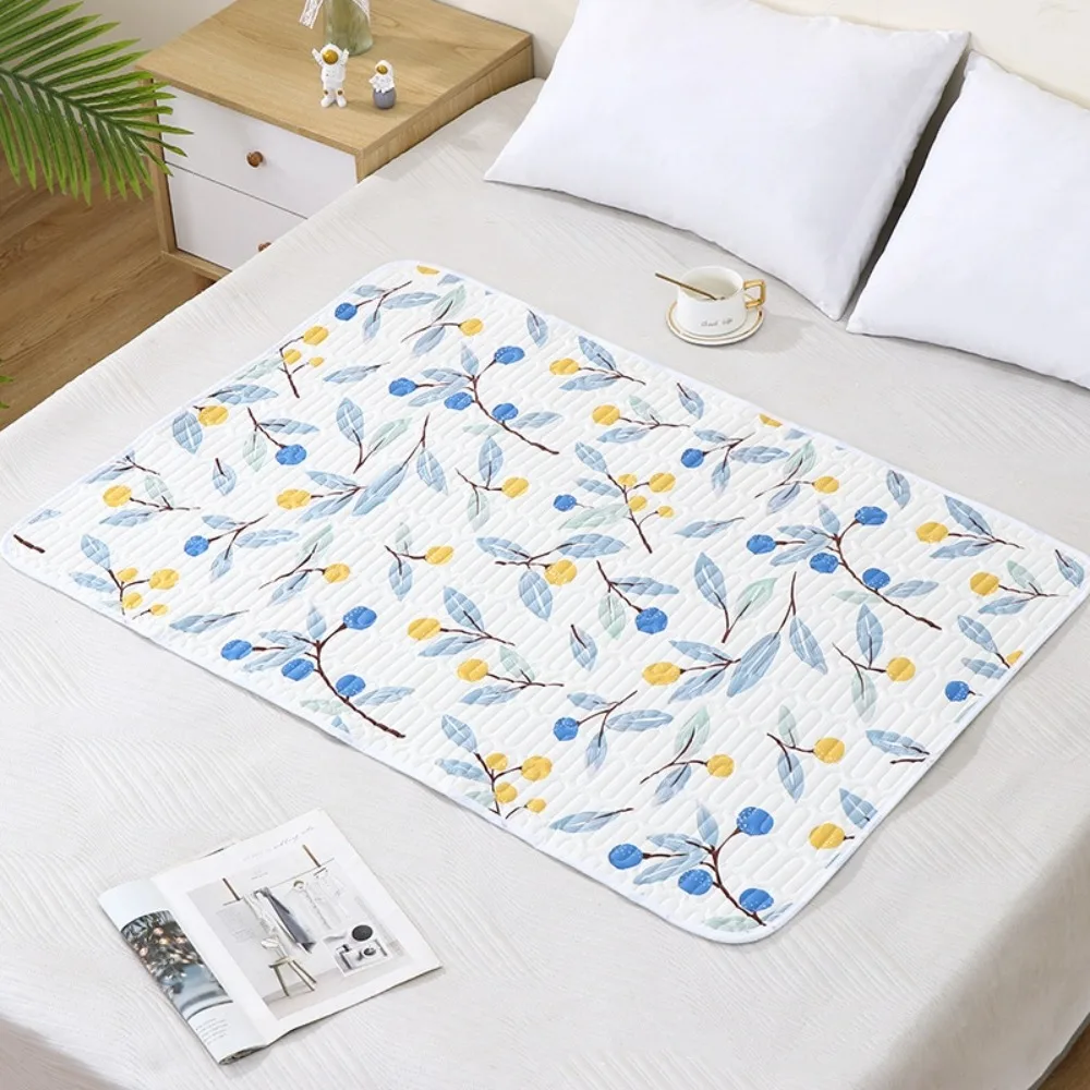 

Soft 50*70cm Baby Urine Mat Waterproof Cute Cartoon Bedding Urine Pads Breathable Cloth Menstruation Pad Baby