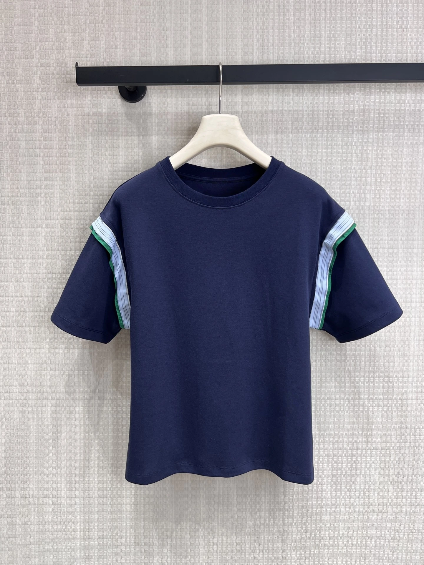 

New Women's Loose Fit round Neck Short Sleeve T-Shirt Side Color Block Knitted Cotton Casual Comfortable Breathable Top