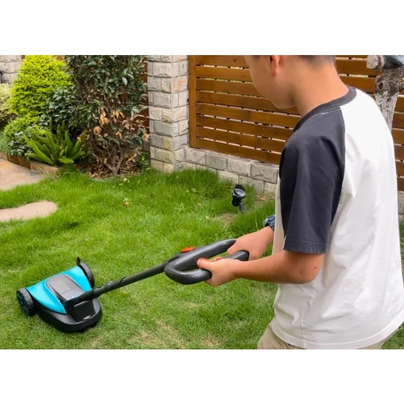 

Portable 800W Mini Electric Lawn Mower 210mm Width with Telescopic Handle 21V Cordless for DIY Garden Care