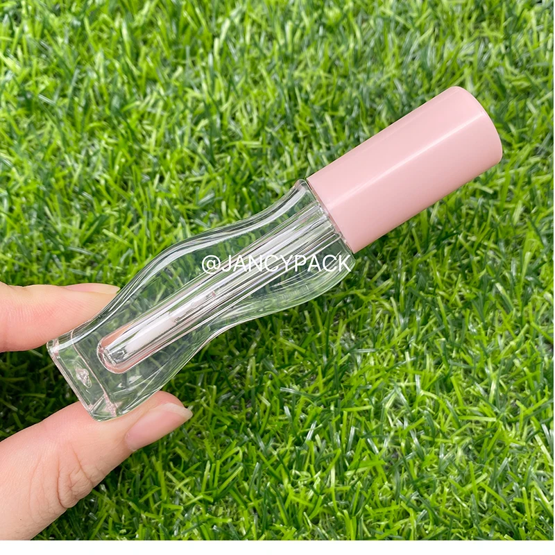 Empty Portable wavy Shape Lip Gloss Bottle Clear Lip Glaze Tubes Round Small Sample Cosmetic Packing Container