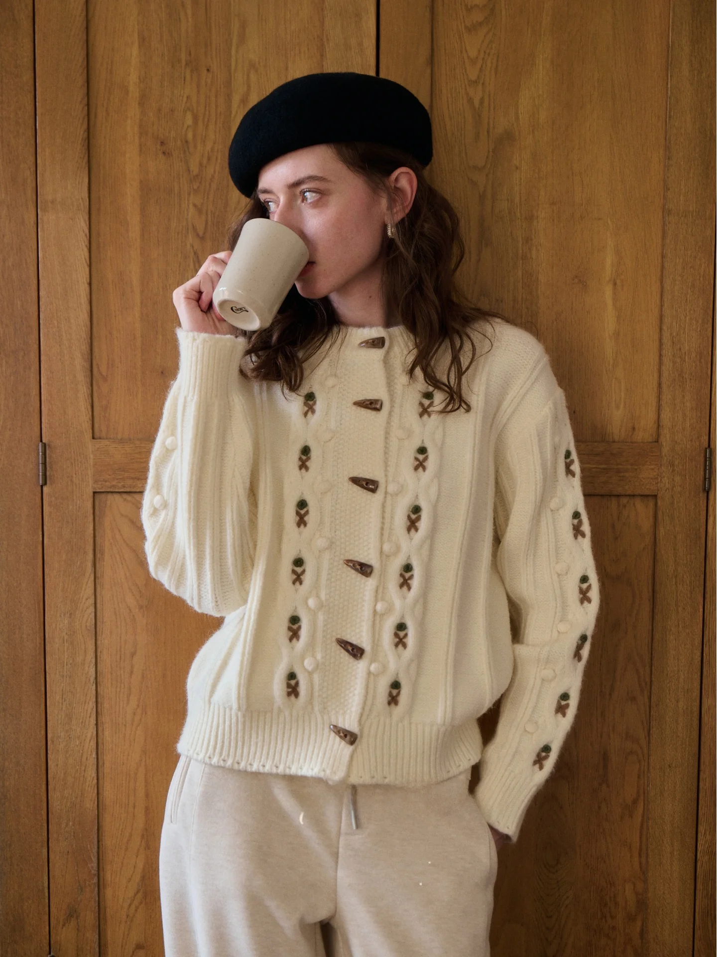 

Monet Garden SimpleRetro Women's Knitted Cardigan Embroidered Button up Sweater Coat Lazy Feel Long Sve Soft Acrylic Blend