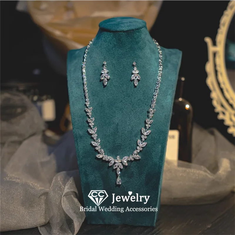 CC Party Jewelry Set Women Accessories Bridal Dress Engagement Bijoux Wedding Events Stud Earrings Necklace Sets 2 PCS T0133