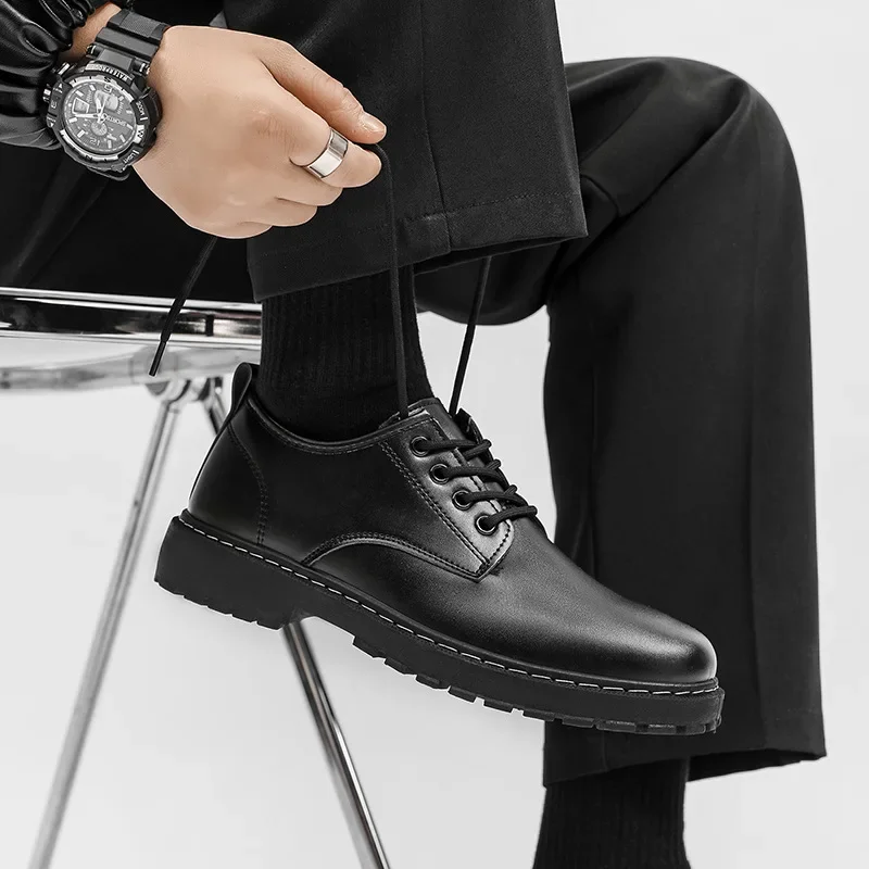 

Модная джентльменская обувь, роскошные мужские белые универсальные модельные туфли, летняя спортивная обувь, мужская повседневная кожаная обувь