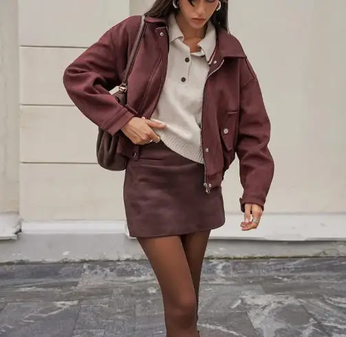 

Outerwear Autumn and Winter 2025 Niche Temperament Lapel Long Sleeved Brown Suede Cardigan Jacket Women Motorcycle Style Jacket