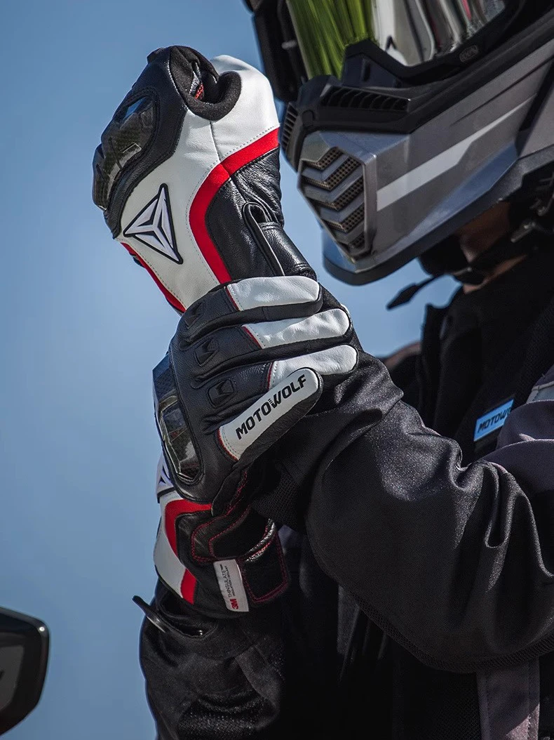 

Winter Warm Leather Motorcycle Riding Gloves with Thermal Inner, Rainproof Windproof Touch Screen & Carbon Fiber Protective Gear