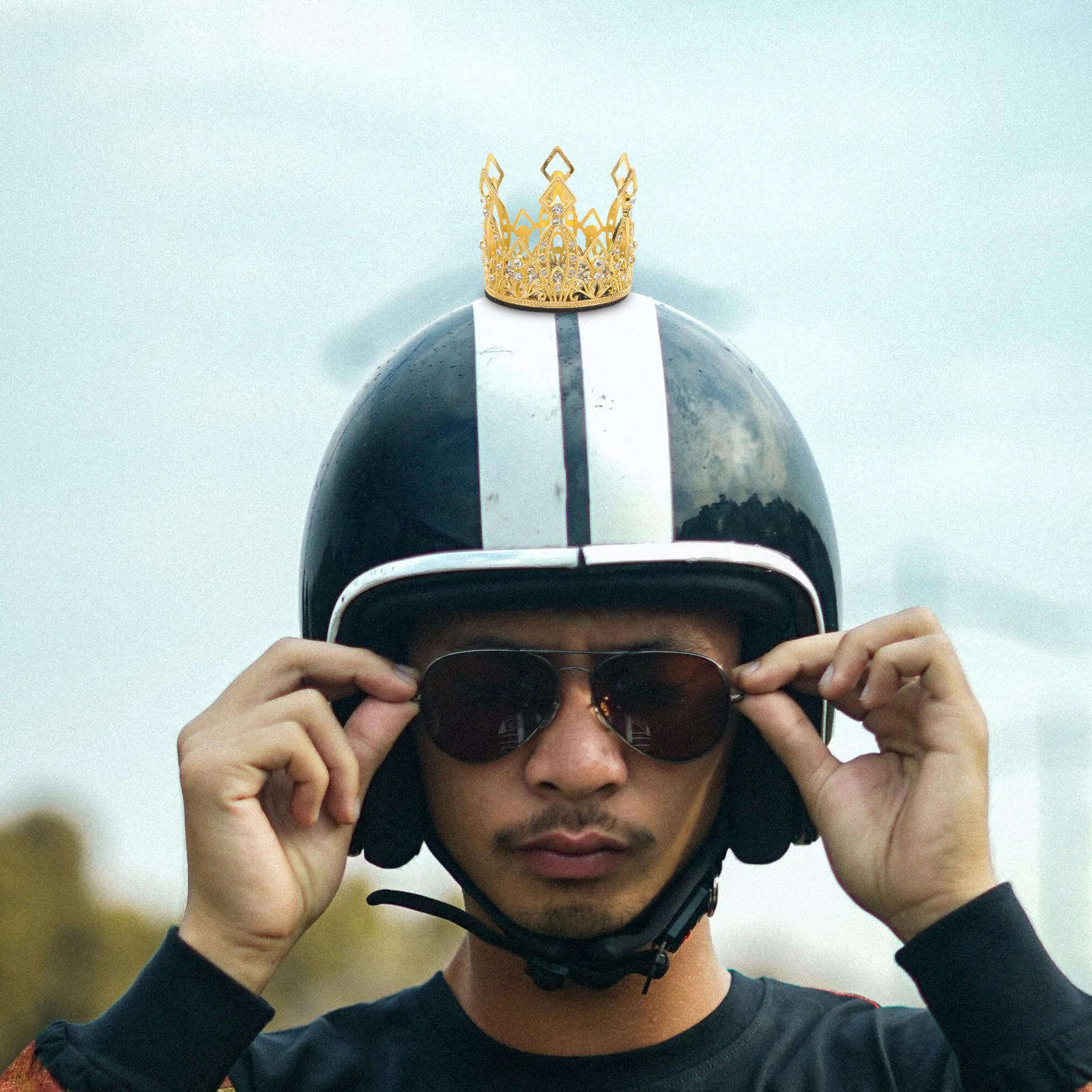 

Small Motorcycle Iron Removable Decorative Attachment Stylish Decorations for Women Motorcycle Accessories