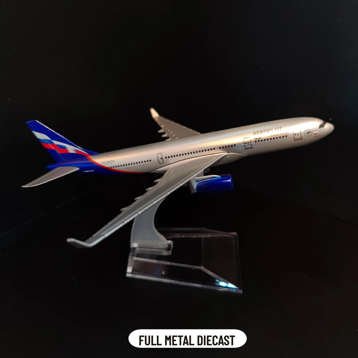 1:400 Metal Airplane Replica Aeroflot Siberia Transaero RU Airlines Scale Aircraft Model Aviation Diecast Miniature Art Gift Toy