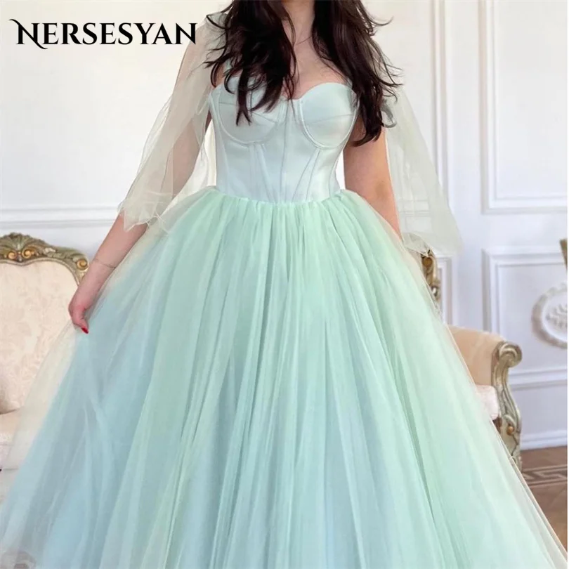 

Nersesyan Vintage Tulle A Line Formal Prom Dresses Off The Shoulder Sweetheart Pleats Party Gowns Back Lace Up Evening Dress