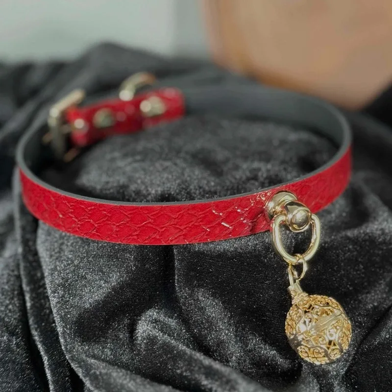 Handmade Leather Collar Dark Red Snake Skin Leather Snake Scale Love Collar Necklace Niche Premium