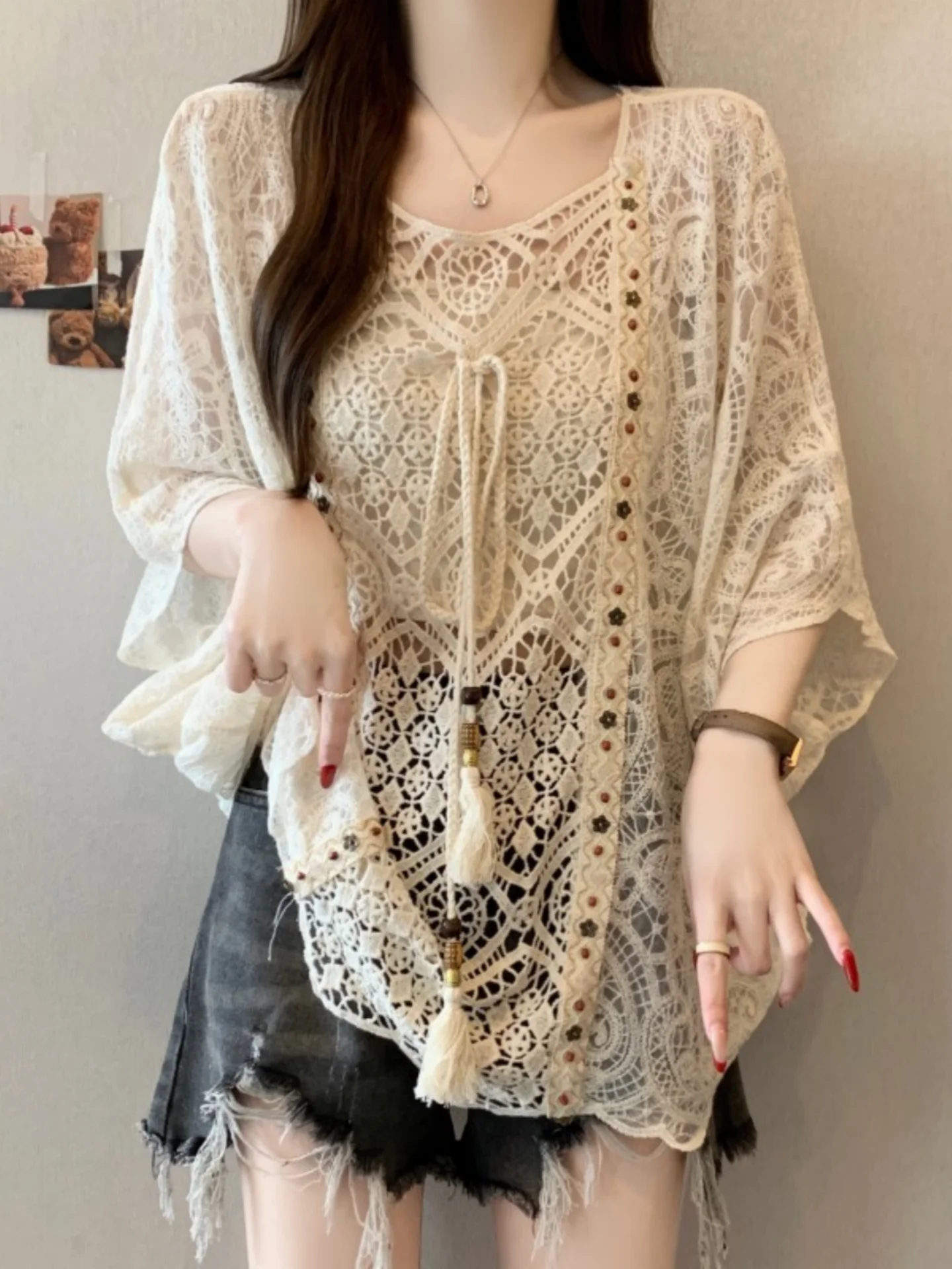 Women's Bohemian Style Hollow out Lace Summer Shirt Sun Protection Outerwear Spring Autumn plus Size Slimming Top