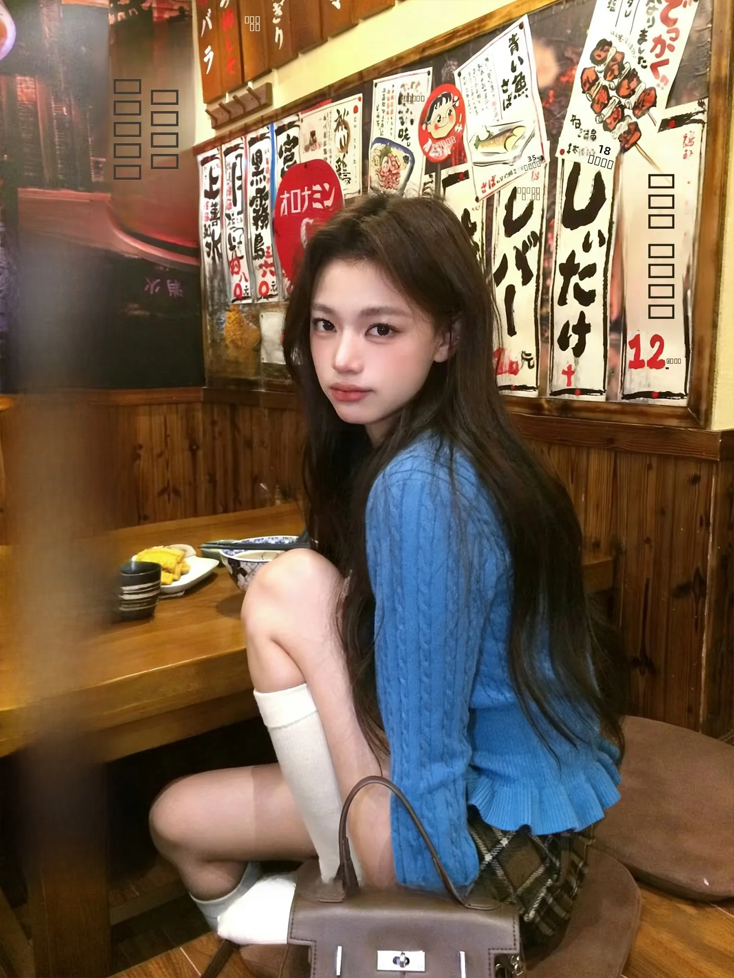 

Blue Knitted Sweater Girl's Waist-Cinching Wave-d Twist Korean Sle Commute Faion Polyester Nylon Acrylic Wool Blend