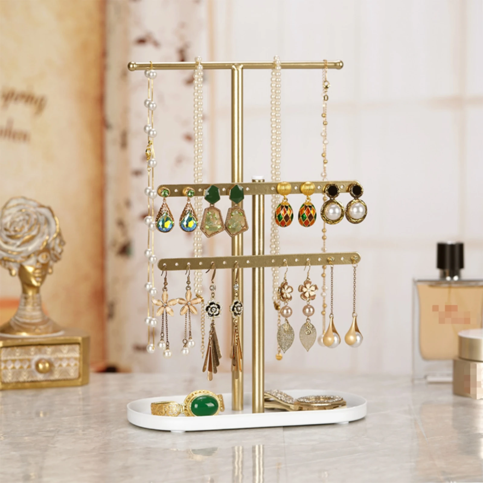 ジュエリーディスプレイスタンド 穴あき金属製ジュエリーオーガ - Home Decor Organizer のレビューと価格