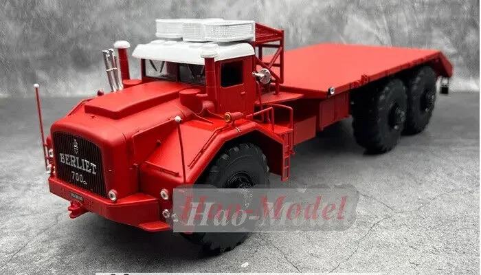 Norev 1/43 untuk Berliet T100 n ° 1 1960 Model Diecast paduan mainan simulasi mobil hadiah ulang tahun anak laki-laki ornamen tampilan hobi merah