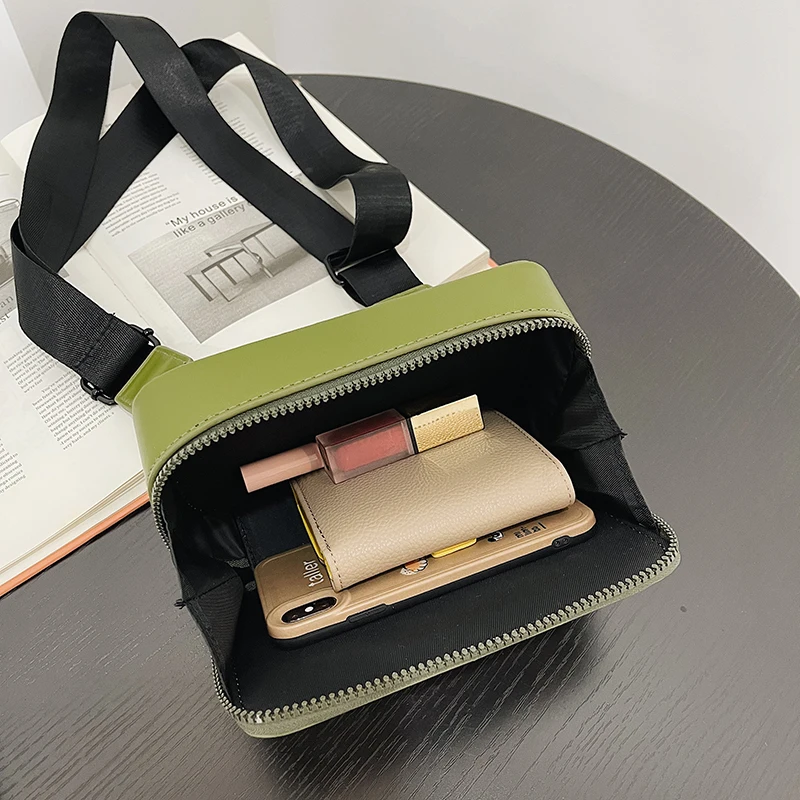 VC Trend Avocado Green Shoulder Bag Unisex Simple Fashion Splicing Couple Box Camera Bag Small Crossbody Bags for Men Sling Bag