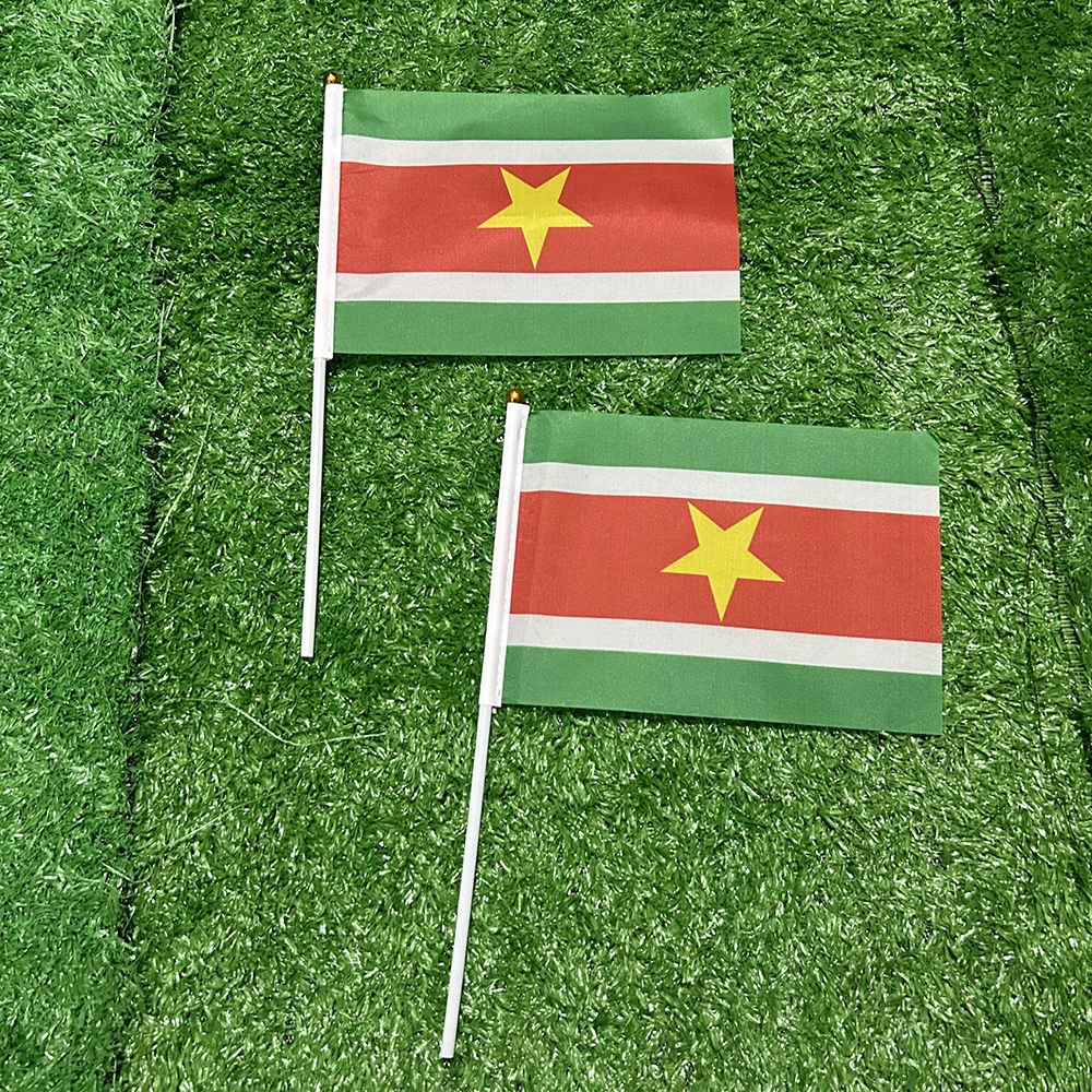 Bandera Surinam con mástil decorativo – Colección nacional eventos - imagen 4