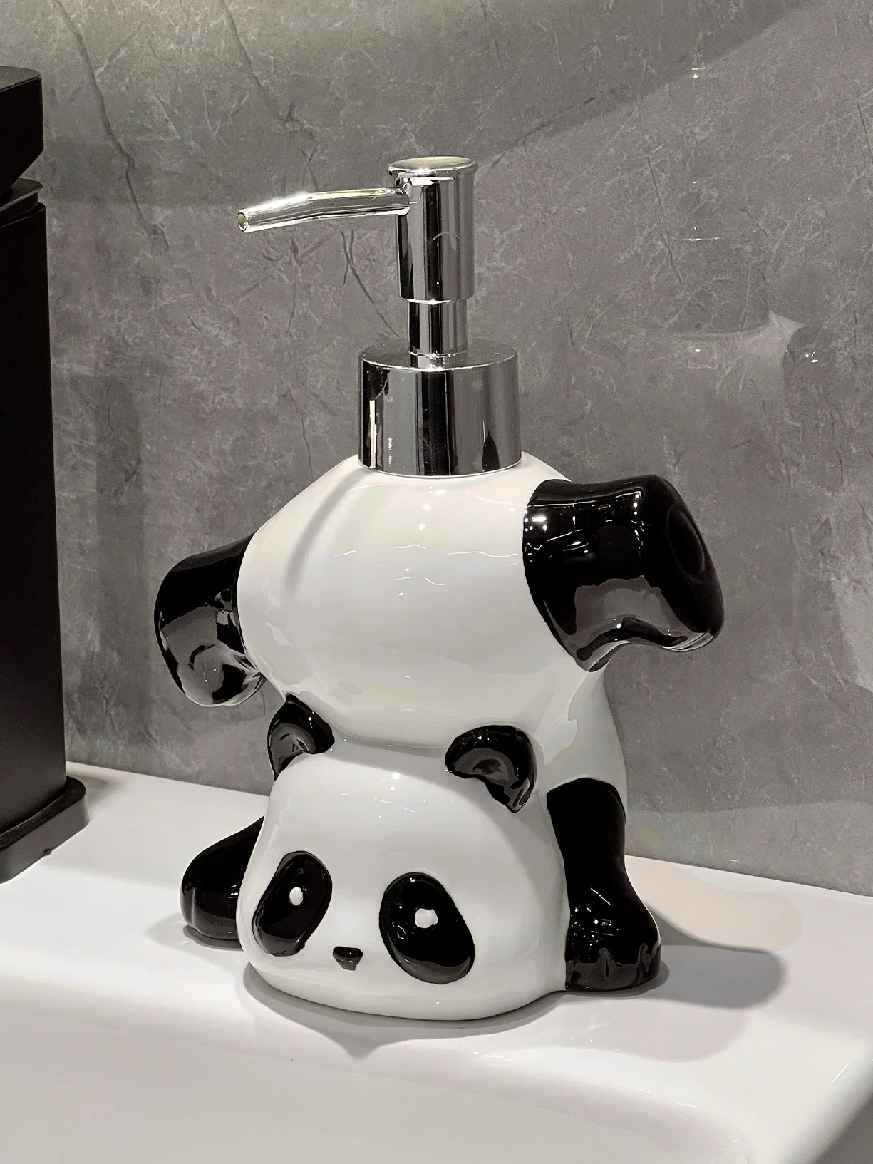 Cute panda ceramic hand sanitizer bottle bathroom shower gel laundry detergent press empty bottle split bottle dispenser