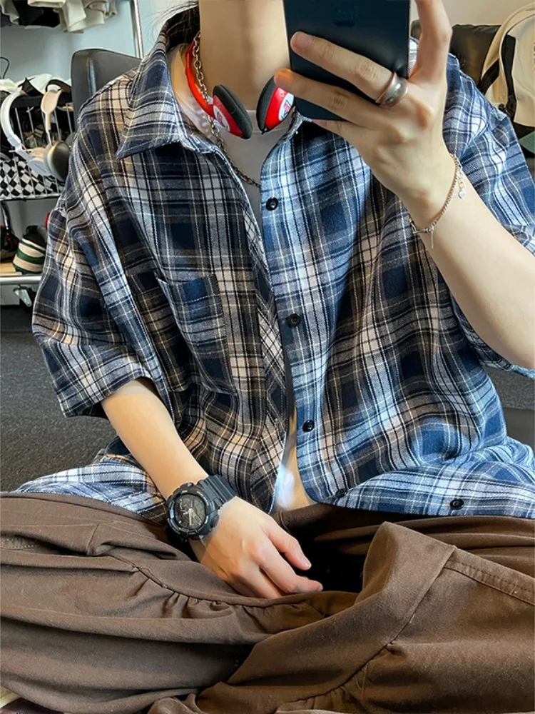 

Легкая летняя мужская рубашка в клетку с коротким рукавом, повседневная, свободного кроя, дышащая, больших размеров, на пуговицах