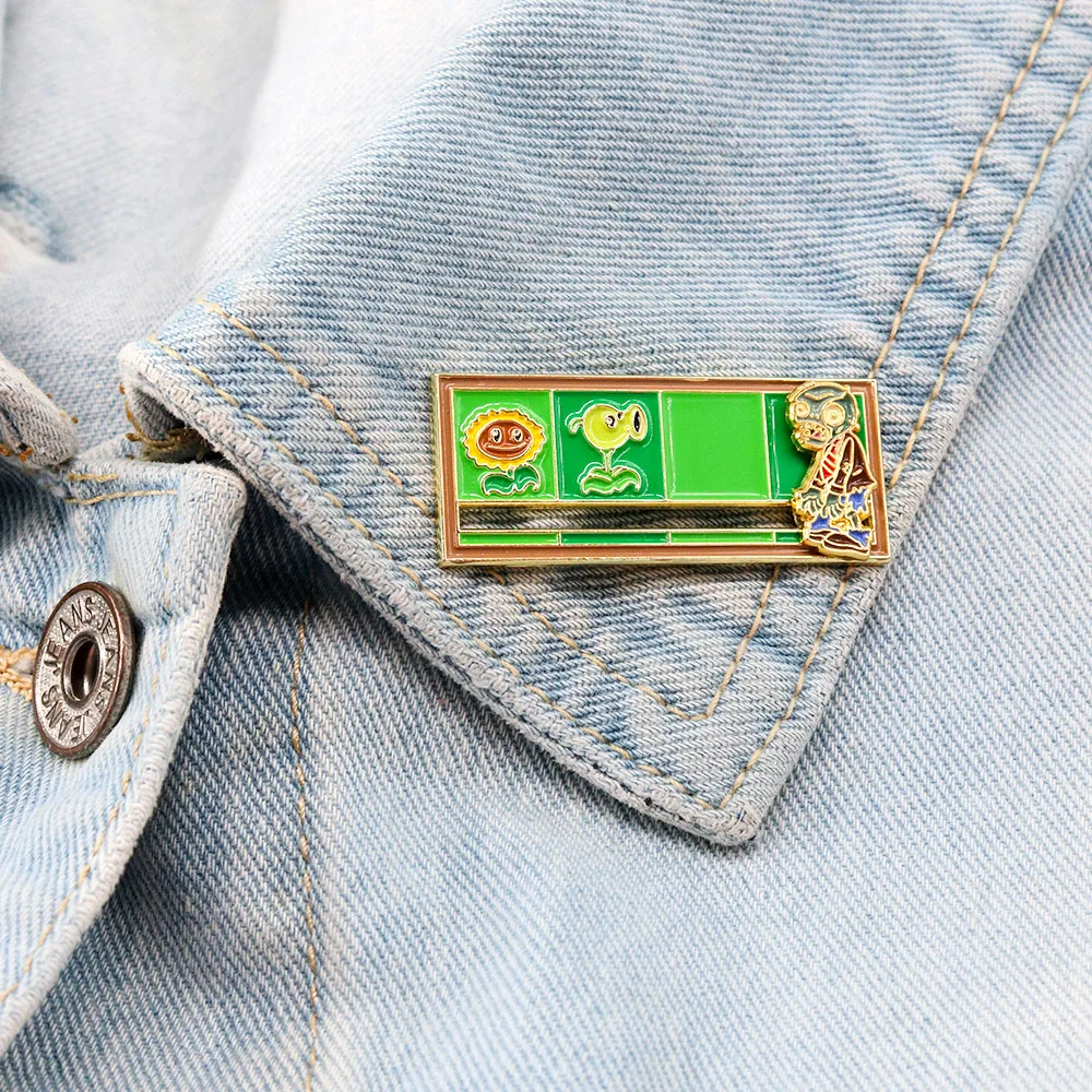 Cute sunflower Halloween scary movable zombie plant game dynamic enamel brooch
