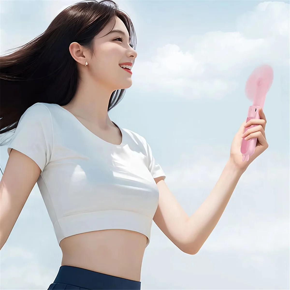 مروحة محمولة قابلة لإعادة الشحن، هدية مروحة صغيرة محمولة على سطح المكتب، يمكن وضعها على مروحة صغيرة محمولة باليد