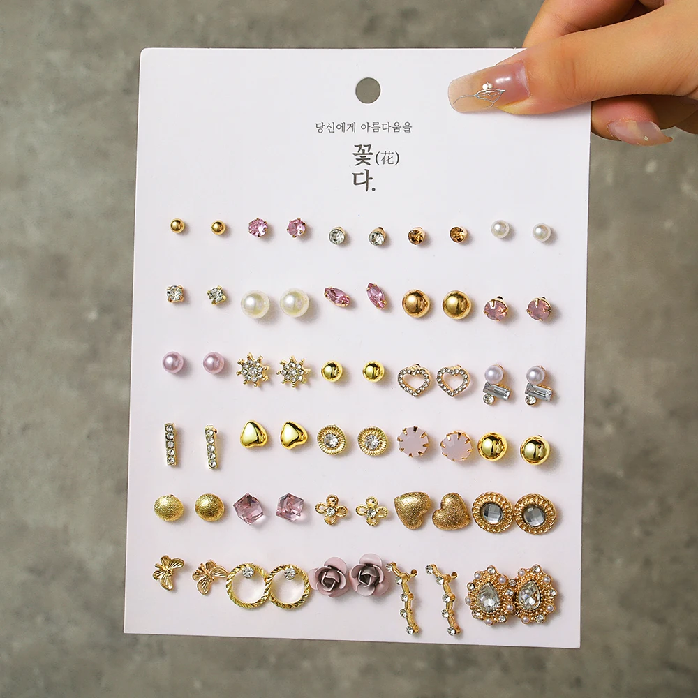 30 Pairs Set Mixed Stud Earrings Sets Small Cute Korean Style Student Temperament Earrings For Women Girly Ear Accessories