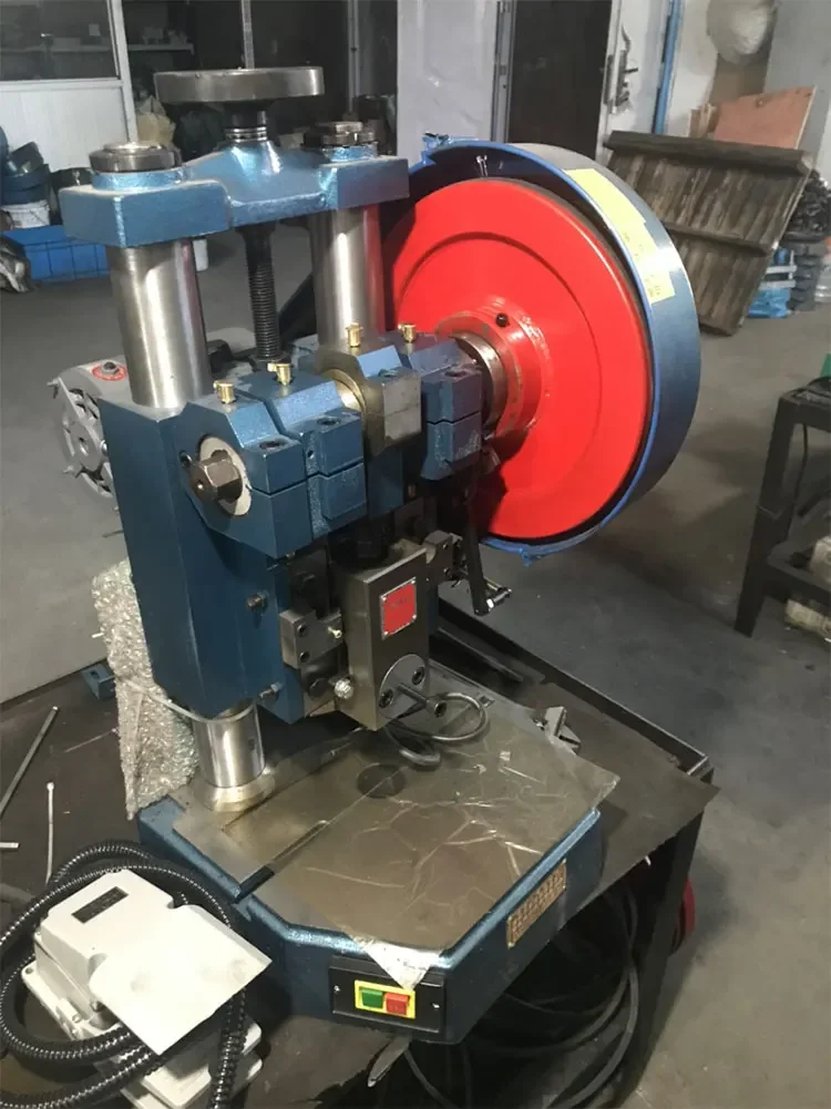 Промышленный штамповочный пресс настольного типа по лучшей цене премиум-класса