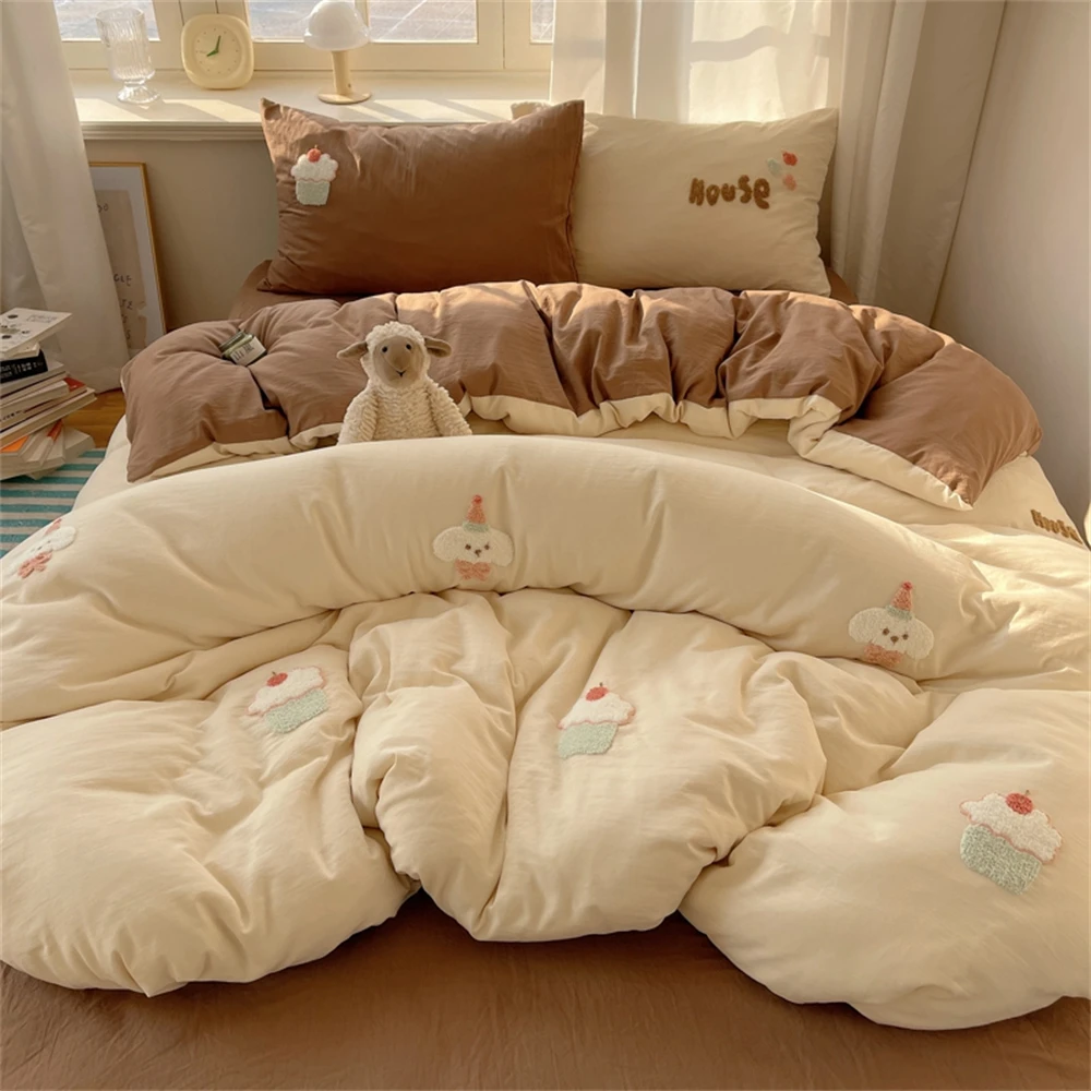 

Cute Towel Embroidery Duvet Cover Set Soft Comforter Cover with Pillowcase Bed Sheet Four Piece Sets Home Decoration Bedding Set
