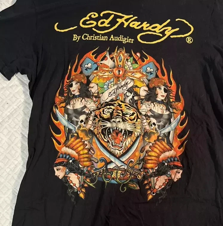 2025 Camisa negra de manga corta con gráfico Remake Ed Hardy, camisa para hombres y mujeres, Top de algodón suelto personalizado