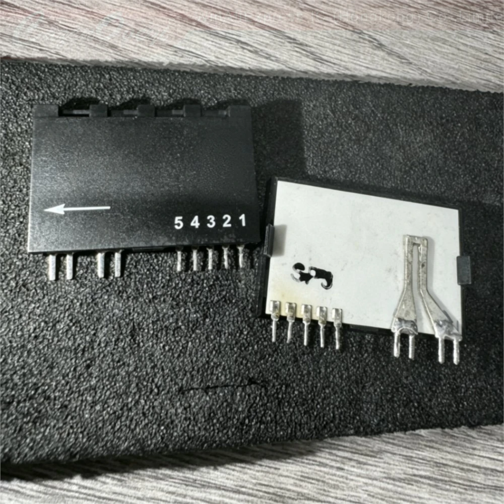 5pcs/lot CMS2015 FP100R12N2T7 FP100R IRAMS10UP60A MODULE