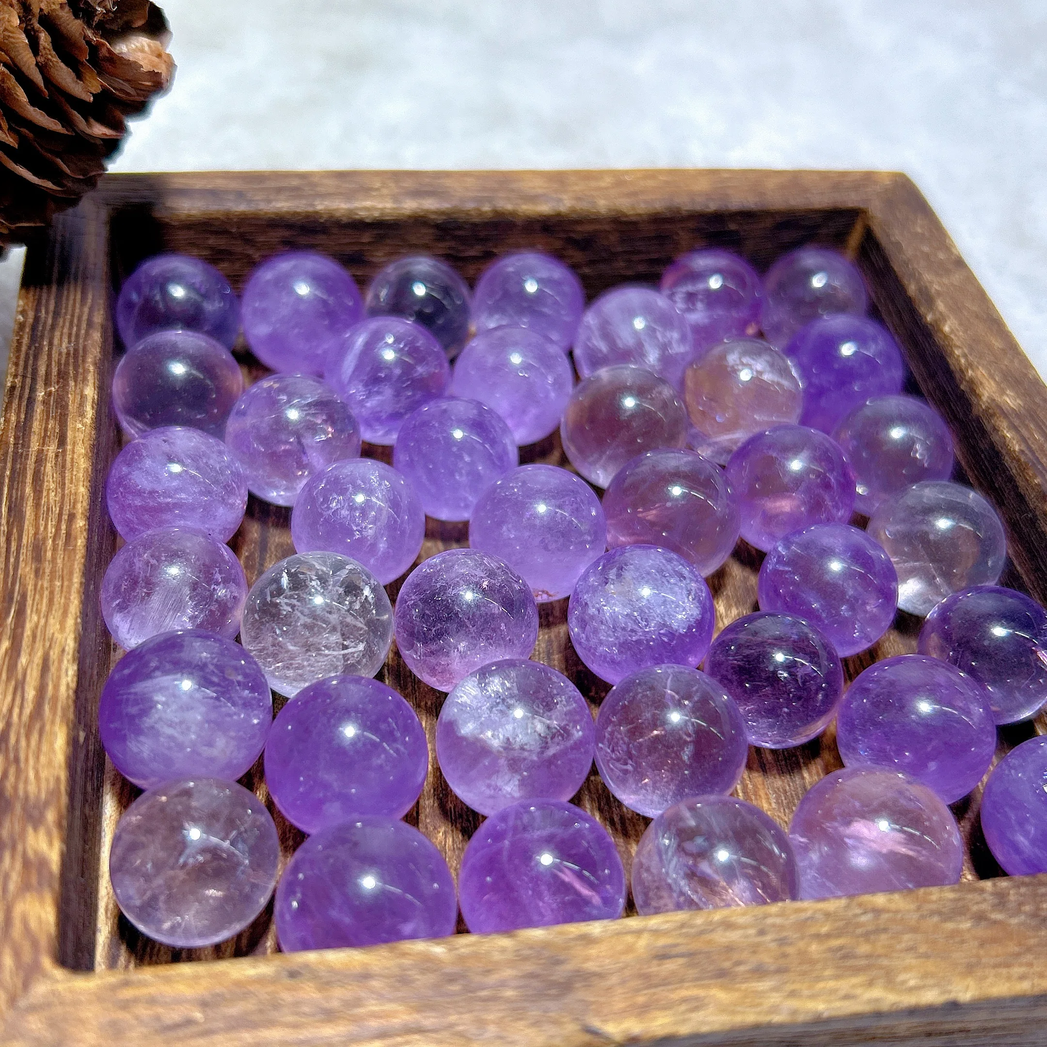 

Healing High Quality Natural Crystals Amethyst Sphere Mini Gemstones Mineral Energy Home Decorations Gift