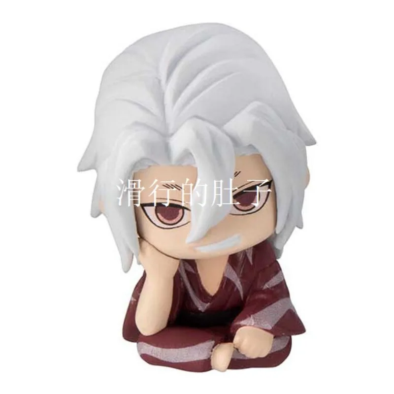 Demon Slayer Gashapon Giyuutarou Daki Q-versione Postura seduta Design Squisito ornamento Action Figure Collection Modello giocattolo