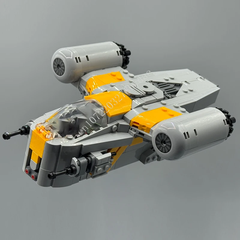 

448PCS Razor Crest II (Midi Scale) Space War Military MOC SpaceShip Battle Puzzles Holiday Christmas Birthday Gift for Kids Ages