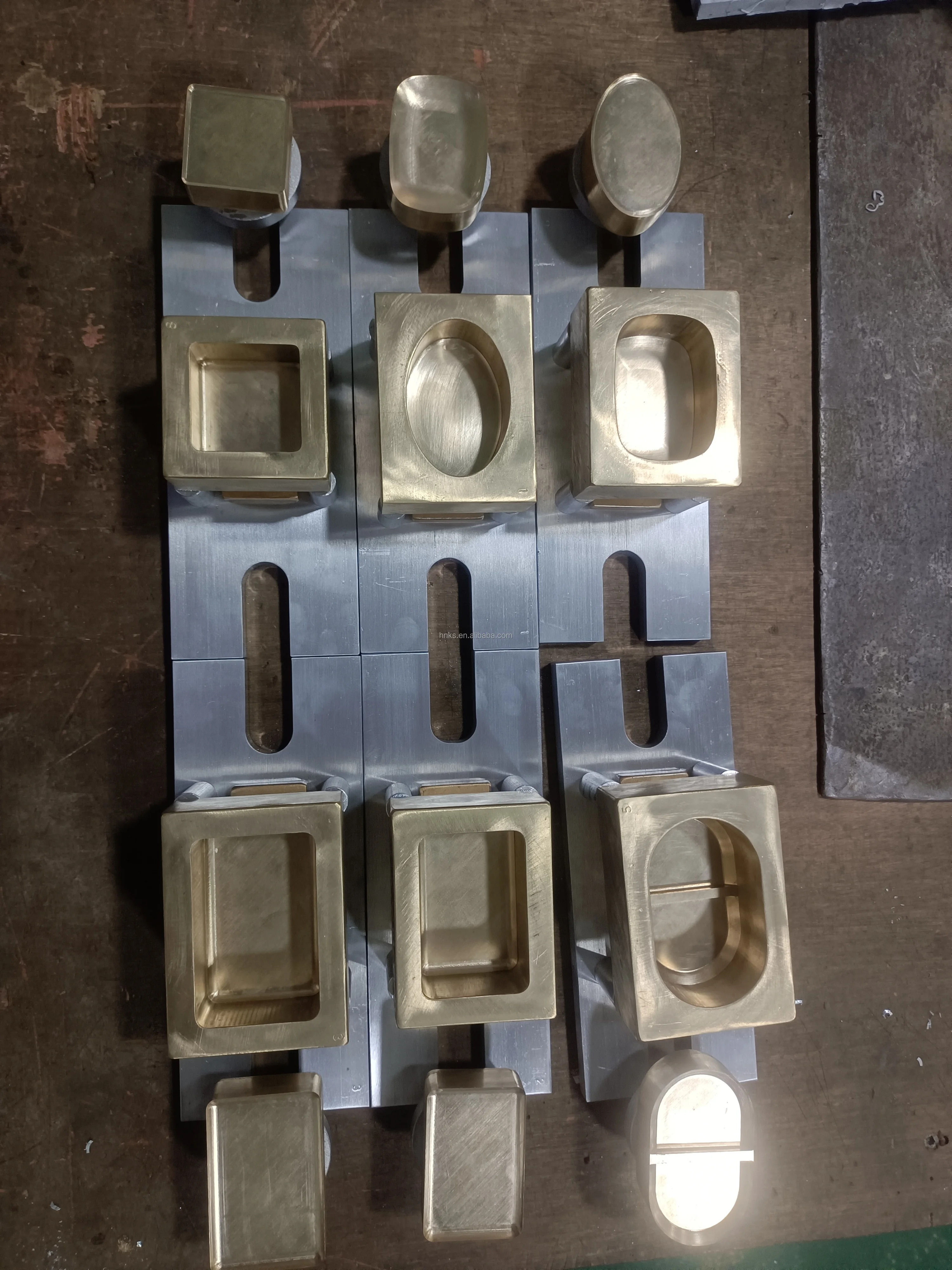 آلة طباعة الصابون الذهبية لجمي - مراجعة Soap Making Machine For Sale وسعره