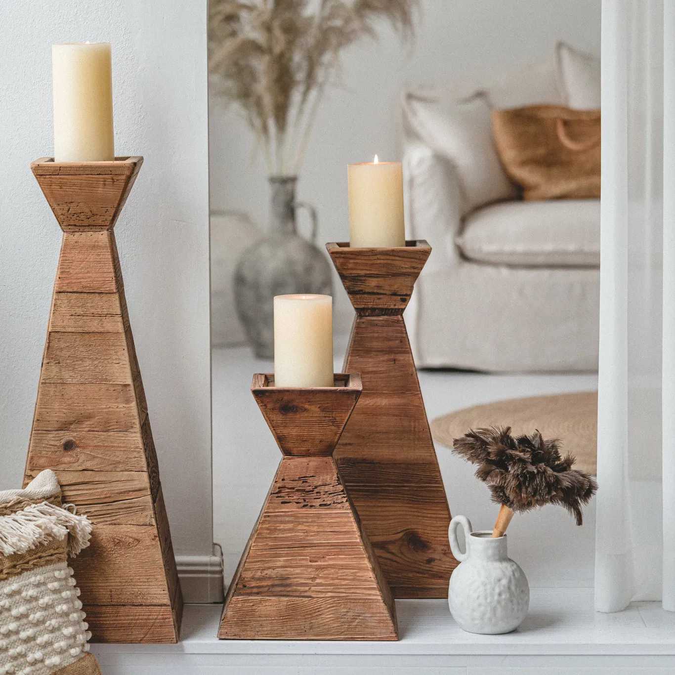 European retro simple pine romantic floor candlestick decoration solid wood bedroom creative nostalgic combination