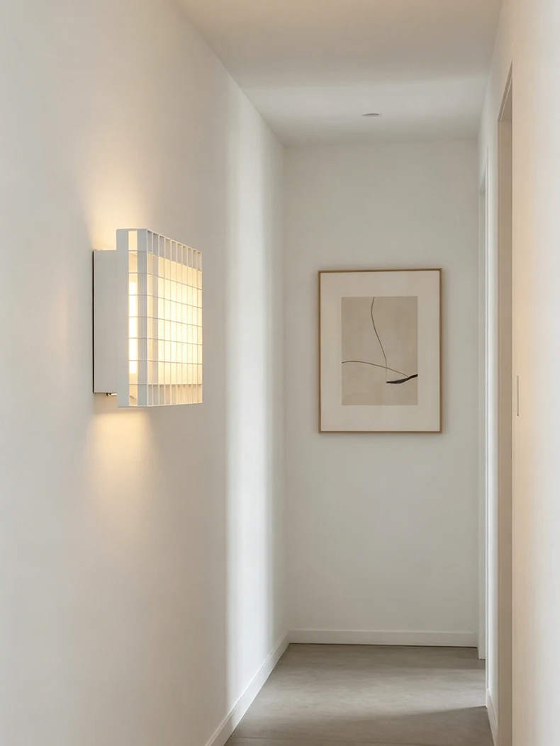 Art Deco LED Wall Lamp White Silver Metal Indoor Sconce