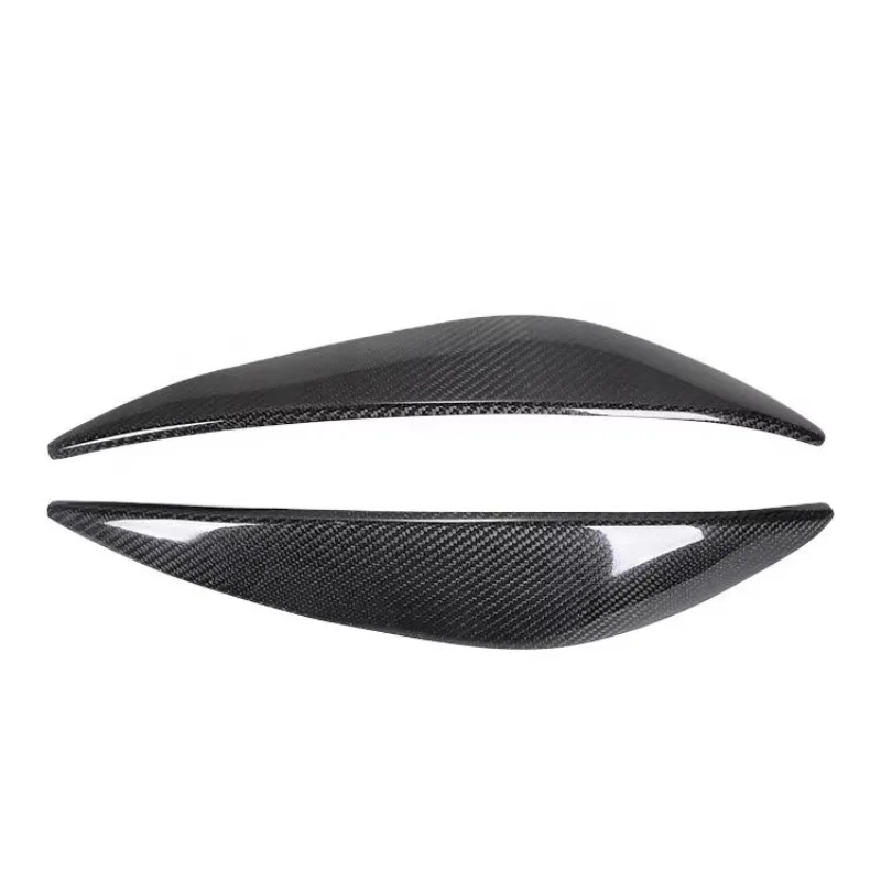 

Suitable for Mercedes Benz W204 AMGs C63 Modified Carbon Fiber Lamp Eyebrow and Carbon Fiber Headlight Decoration