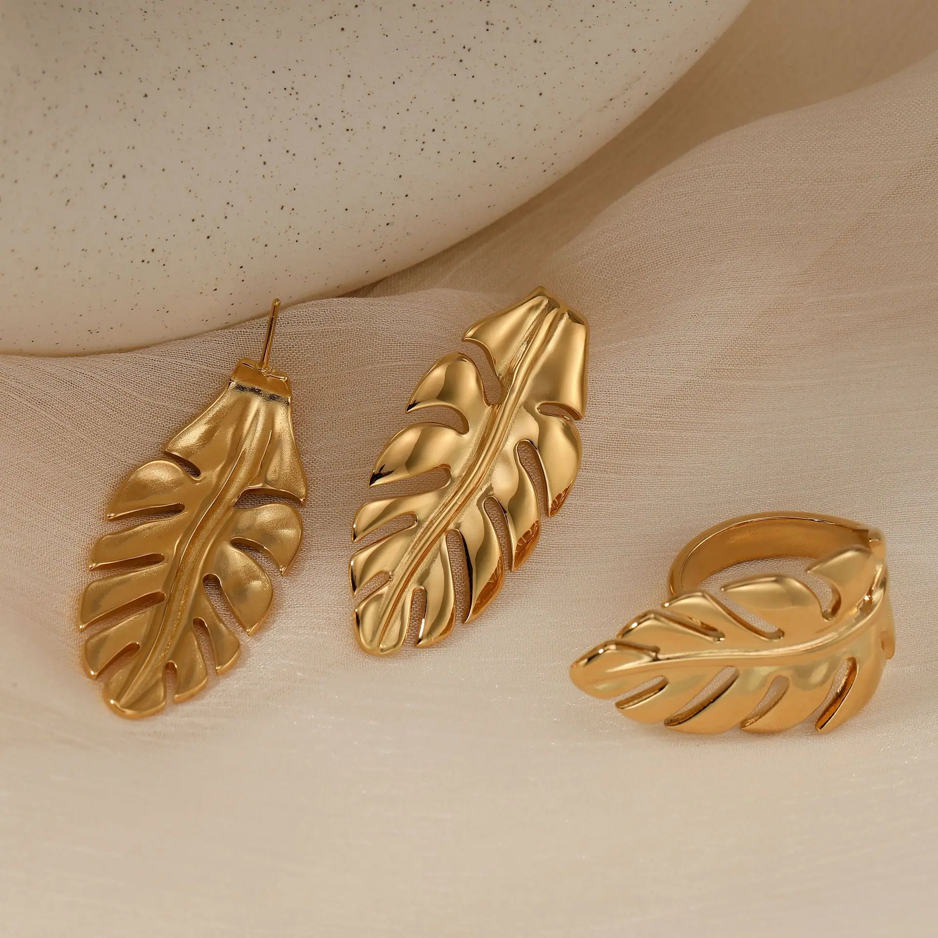 Keen on Ring, nuevo diseño en forma de hoja, conjunto de pendientes de acero inoxidable, diseño Simple, joyería Retro, regalo al por mayor