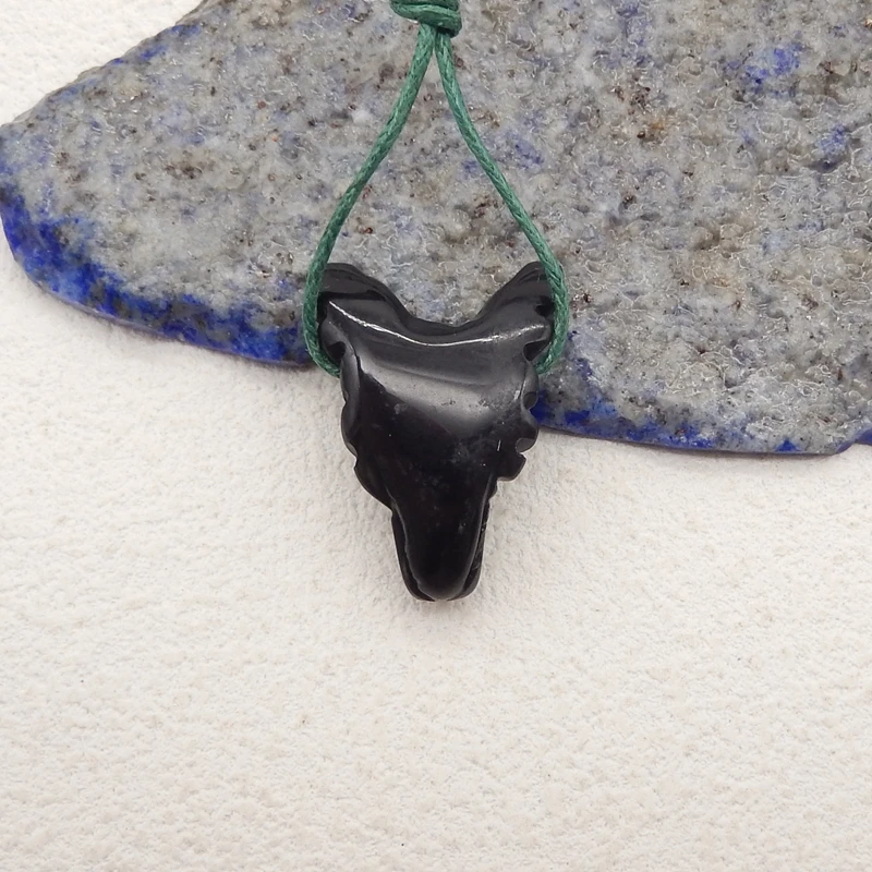 Natural Stone Obsidian Wolf Head Pendant Bead,Handcarved Animal Pendant DIY Jewelry Necklace Accessories 25x18x9mm 3g