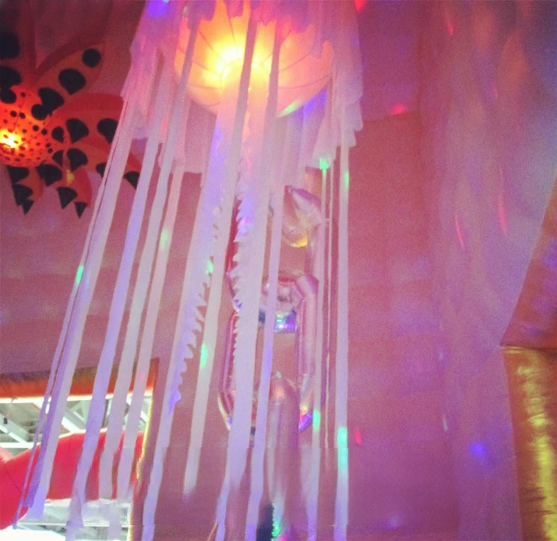 Ceiling Hanging Jellyfish  2m/3m Colorful Lighting  Inflatable Jellyfish Balloon With RGB Light For Party Decoration