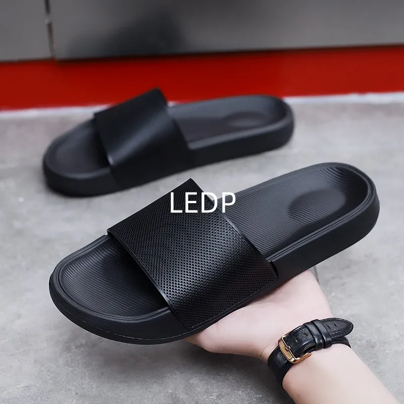 Slippers for Man Fashion Platform Outdoor Beach Shoes Casual Flats Round Toe Big Size Indoor House Male Slippers New Summer