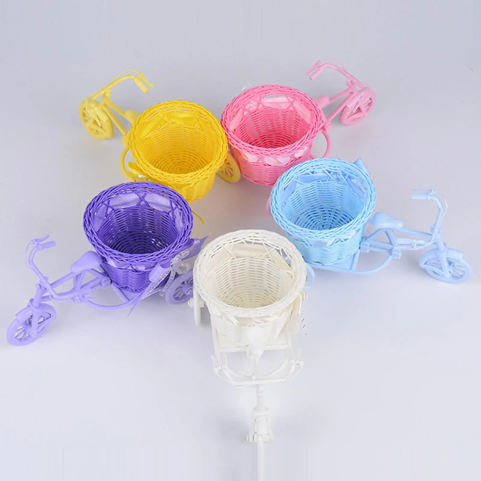 Tricycle Plant Rack Woven Flower Basket Vase Plastic Storage Container for Home Office Party Decoration Table Centerpiece