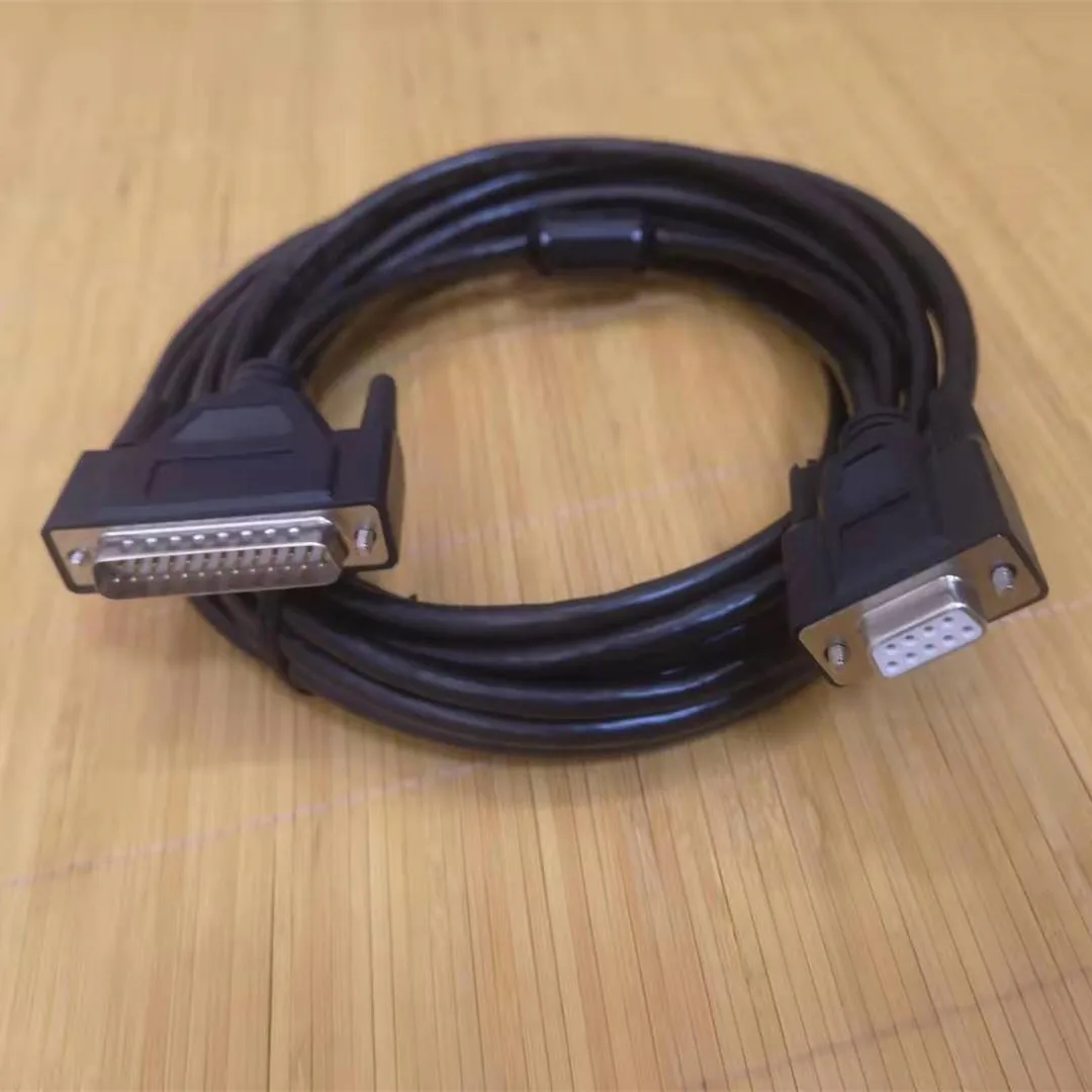 

Линия передачи данных системы M itsubishi RS232C, 9 отверстий до 25 контактов, общая длина 3 м для электроэрозионной машины M itsubishi